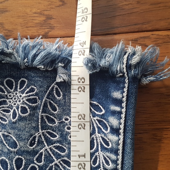 Orange Fashion Village Cropped Fringe Embroidered Jeans Light Wash Size L - Picture 9 of 16